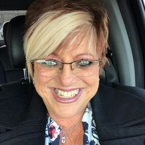 Meet your Posher, Dawn